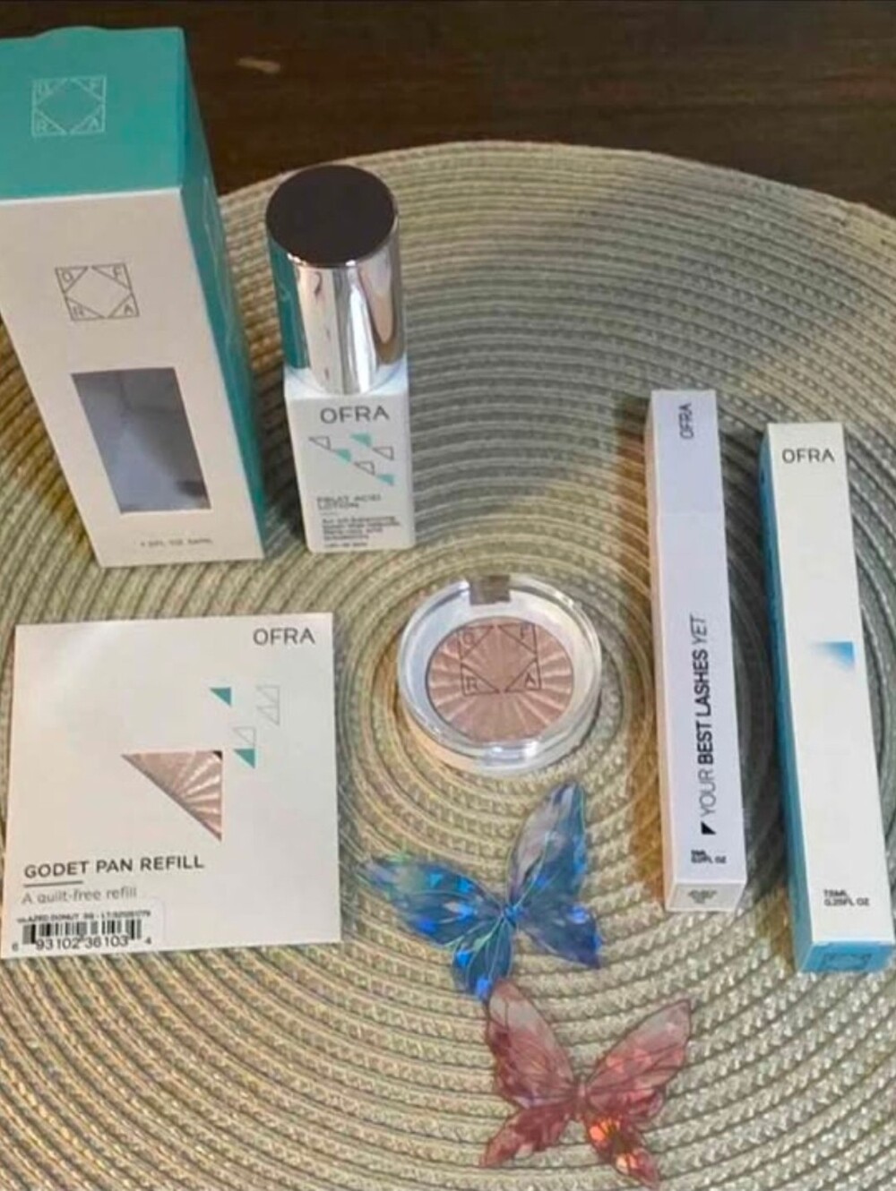 All Brand New in Box, Ofra Cosmetics Makeup/Skincare Bundle! RETAILS for $108 +